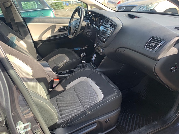 Kia Ceed 10 of 12