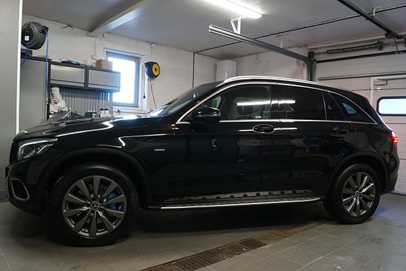 Mercedes-Benz GLC350 e 5 of 15