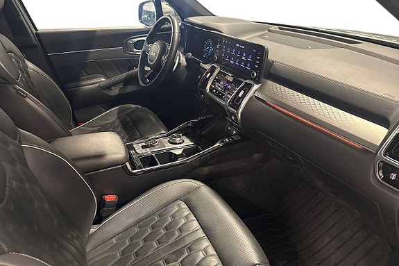 Kia Sorento 9 of 30