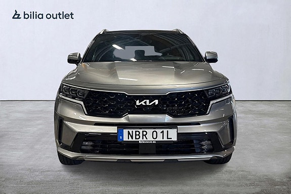 Kia Sorento 8 of 30