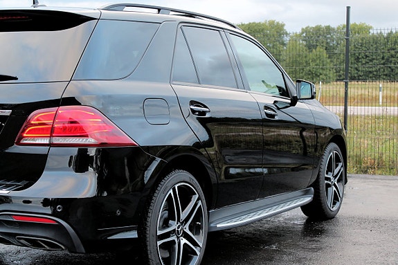 Mercedes-Benz GLE43 20 of 30