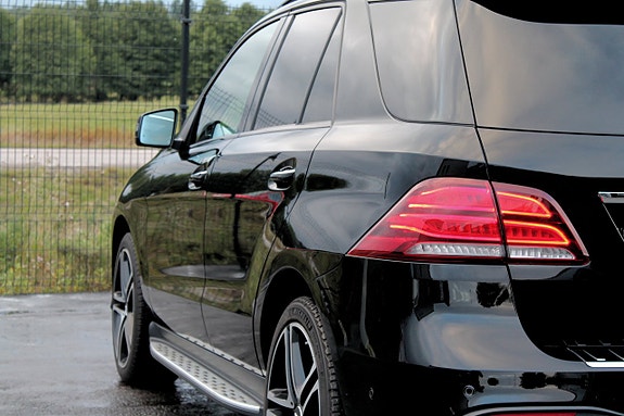 Mercedes-Benz GLE43 15 of 30