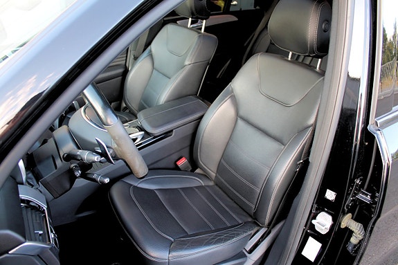 Mercedes-Benz GLE43 24 of 30