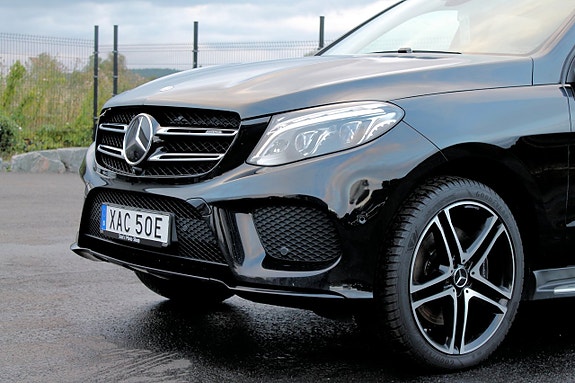 Mercedes-Benz GLE43 10 of 30