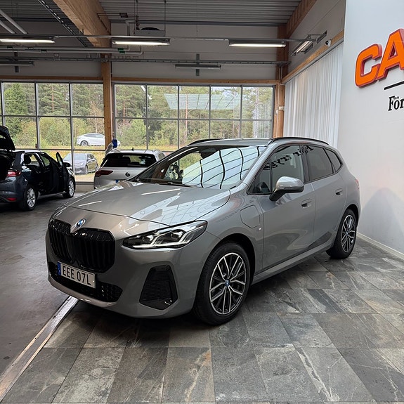 BMW 225e 5 of 12