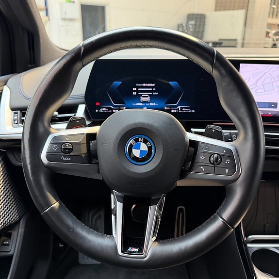 BMW 225e 10 of 12