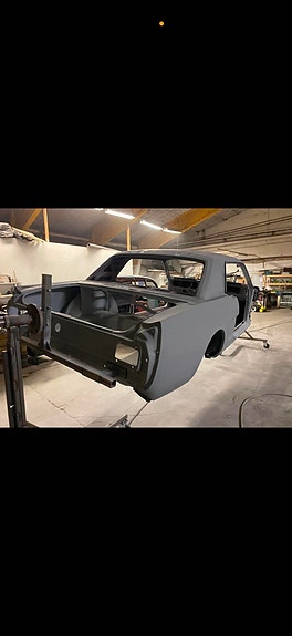 Ford Mustang 3 of 14
