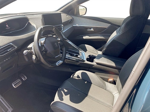 Peugeot 3008 4 of 15