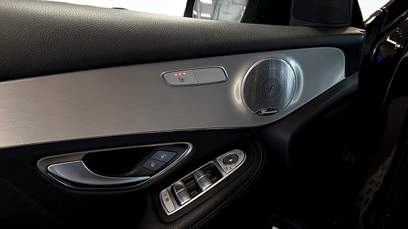 Mercedes-Benz GLC350 e 11 of 21