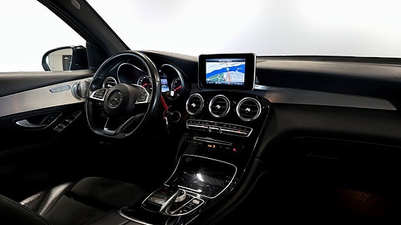 Mercedes-Benz GLC350 e 3 of 21