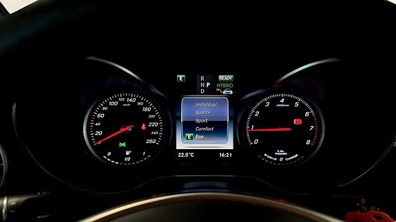 Mercedes-Benz GLC350 e 21 of 21