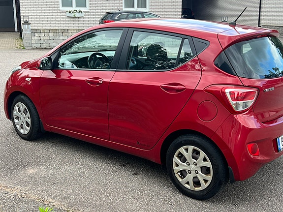 Hyundai i10 5 of 9