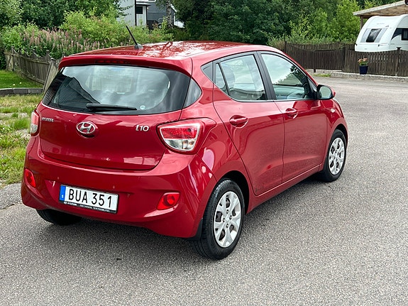 Hyundai i10 4 of 9