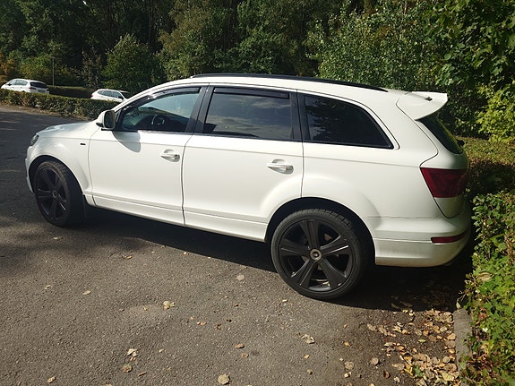 Audi Q7 3 of 9