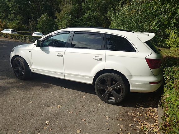 Audi Q7 7 of 9