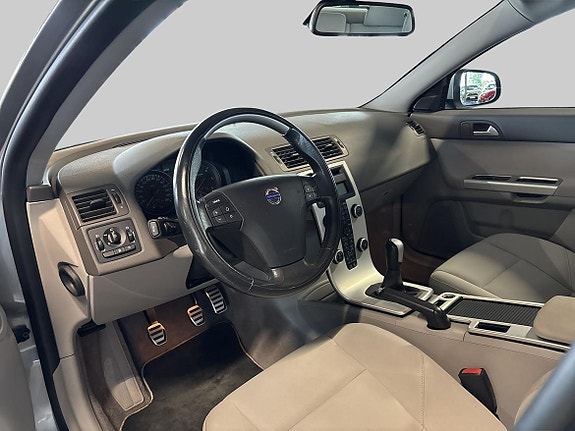 Volvo S40 11 of 16