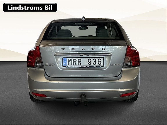 Volvo S40 5 of 16