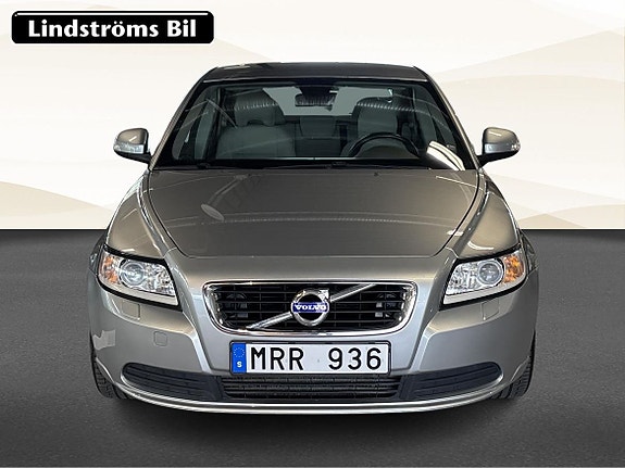 Volvo S40 6 of 16