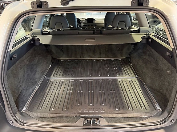 Volvo XC70 9 of 13