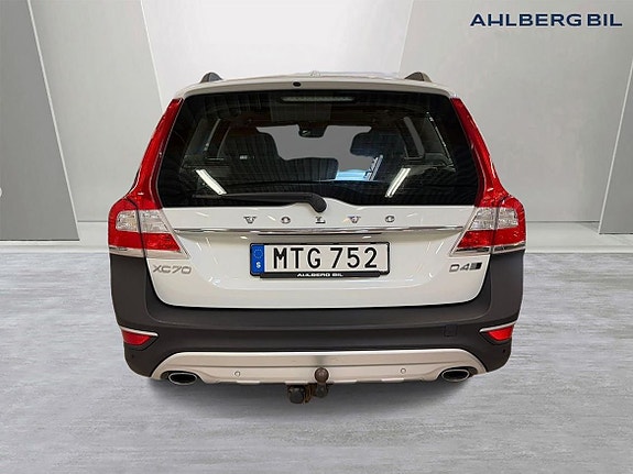 Volvo XC70 11 of 13
