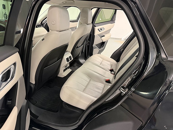 Land Rover Range Rover Velar 8 of 14