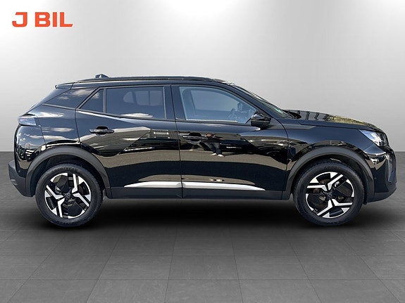 Peugeot 2008 14 of 16