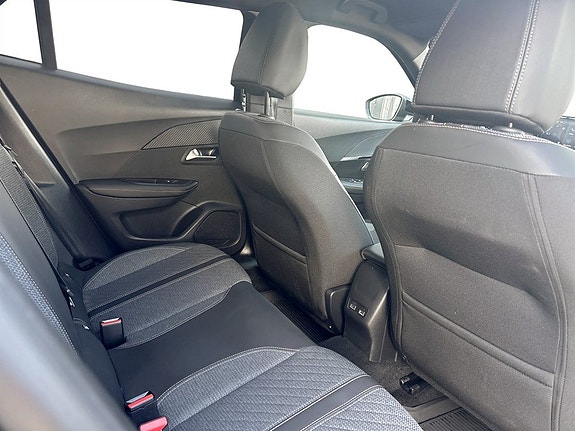 Peugeot 2008 13 of 16