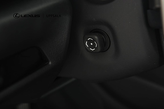 Lexus NX450h+ 12 of 20
