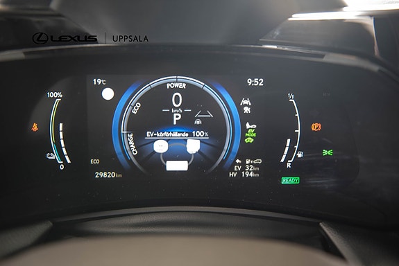 Lexus NX450h+ 18 of 20