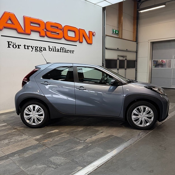 Toyota Aygo X 3 of 12