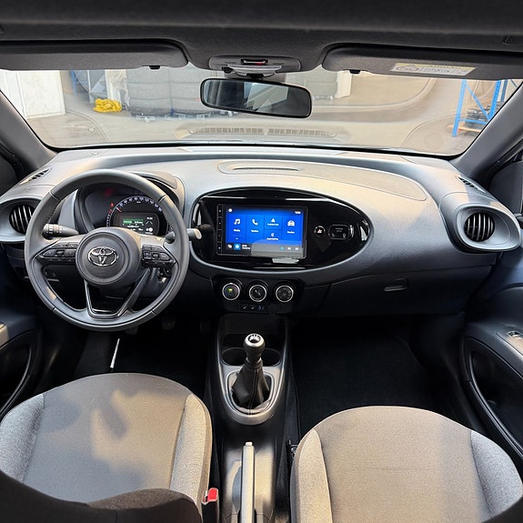 Toyota Aygo X 9 of 12