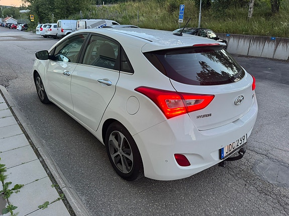 Hyundai i30 5 of 9