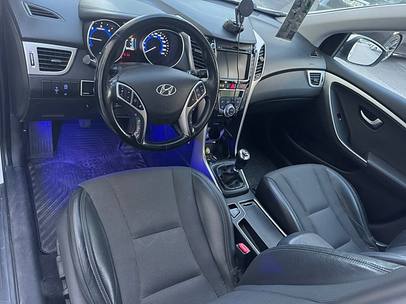 Hyundai i30 8 of 9