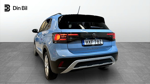 Volkswagen T-Cross 3 of 19