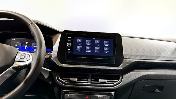 Volkswagen T-Cross 9 of 19