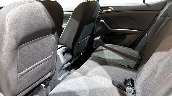 Volkswagen T-Cross 11 of 19