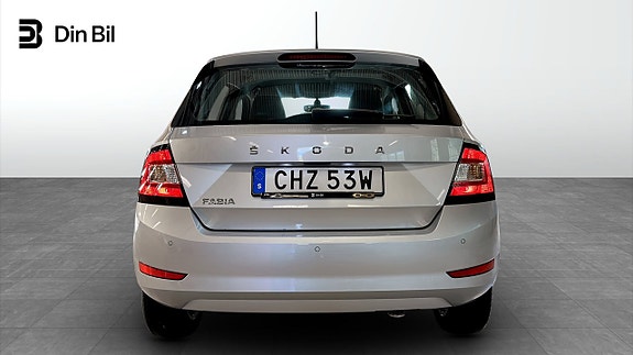Skoda Fabia 5 of 19