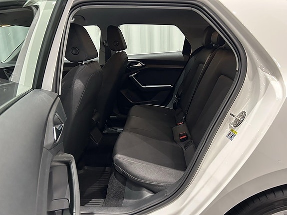 Audi A1 7 of 13
