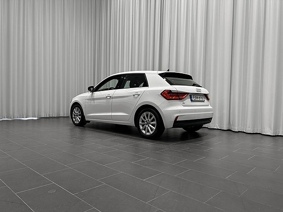 Audi A1 3 of 13