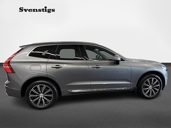 Volvo XC60 3 of 17