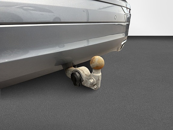 Volvo XC60 13 of 17