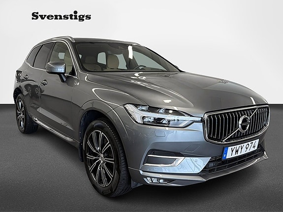 Volvo XC60 2 of 17