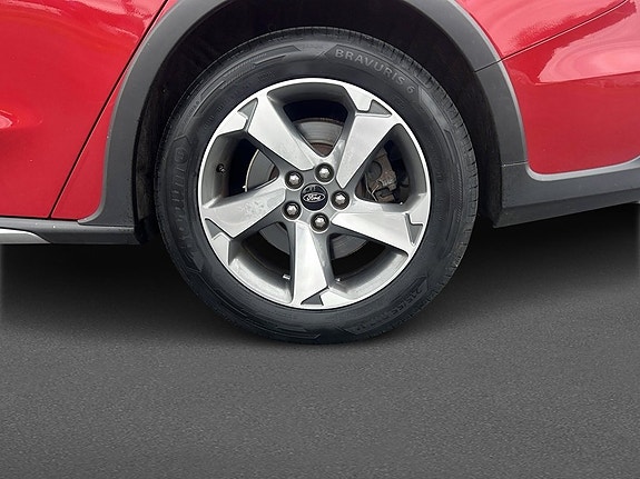 Ford Focus 9 of 14