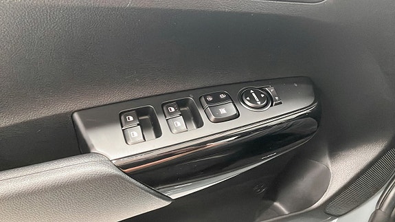 Kia Picanto 11 of 16