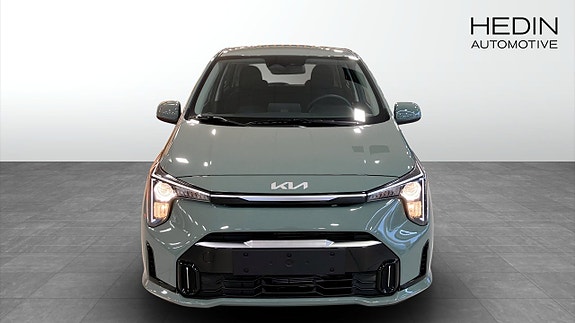 Kia Picanto 8 of 16