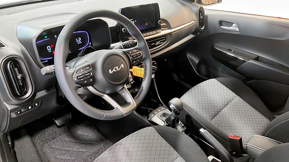 Kia Picanto 3 of 16