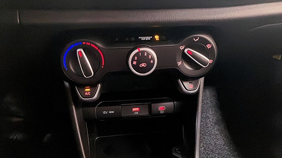 Kia Picanto 14 of 16