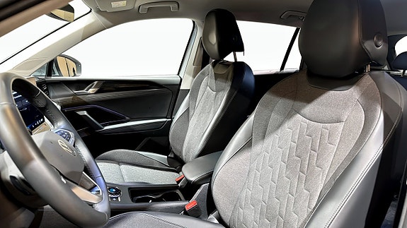 Volkswagen Tiguan 8 of 21