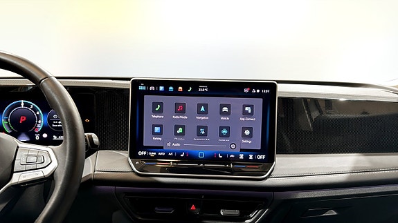 Volkswagen Tiguan 9 of 21