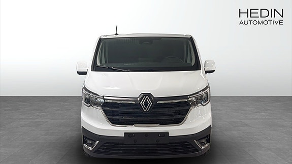 Renault Trafic 8 of 9